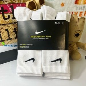 NIKE EVERYDAY PLUS COTTON CUSHIONED CREW DRI-FIT TECHNOLOGY!!!